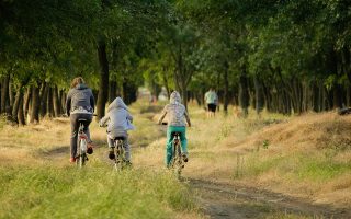 Nécessaire pour une randonnée : le kit pour vélo électrique