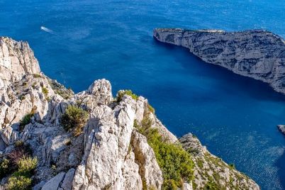 calanque-1966920__340.jpg